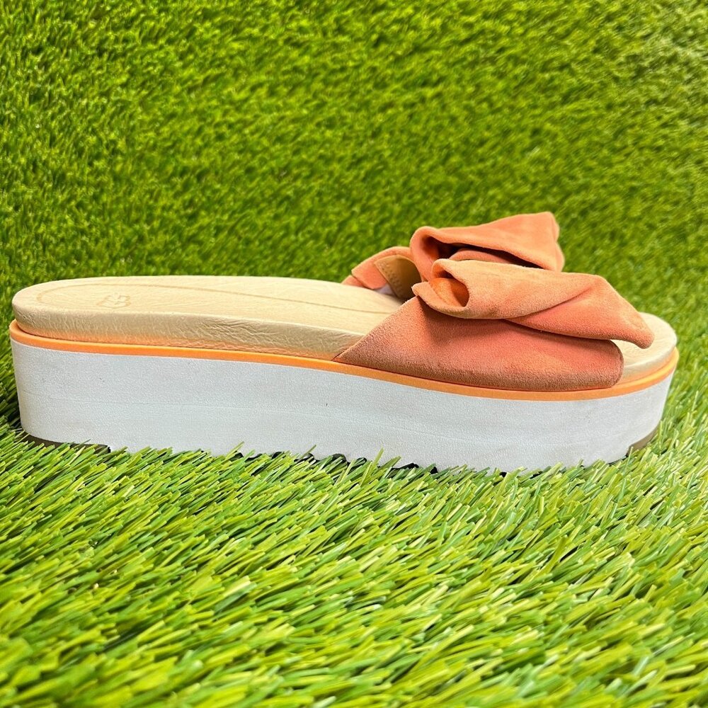 UGG Joan Platform Womens Size 7 Orange White Beach Walking Outdoor Slide Sandals